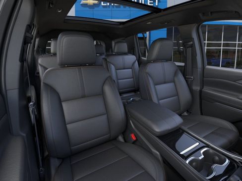 New 2026 Chevrolet Traverse High Country AWD/4WD image 16