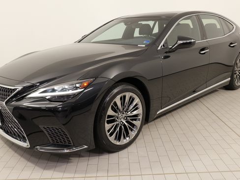 Used 2021 Lexus LS 500 AWD w/ Interior Upgrade Package image 3