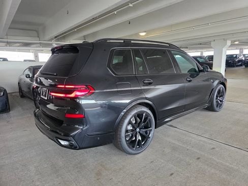 New 2027 BMW X7 xDrive40i w/ M Sport Package AWD/4WD image 4