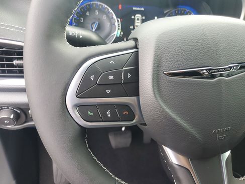 New 2026 Chrysler Pacifica Select FWD image 14