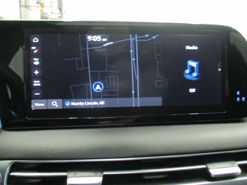 Used 2024 Hyundai Palisade Calligraphy image 24