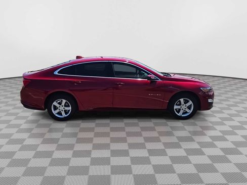 Used 2024 Chevrolet Malibu LT FWD image 9