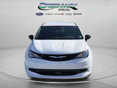 New 2026 Chrysler Voyager LX FWD image 3