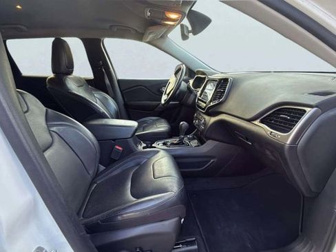 Used 2020 Jeep Cherokee Limited image 15