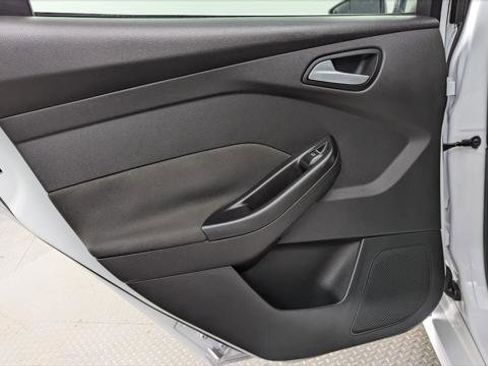 Used 2015 Ford Focus ST image 16