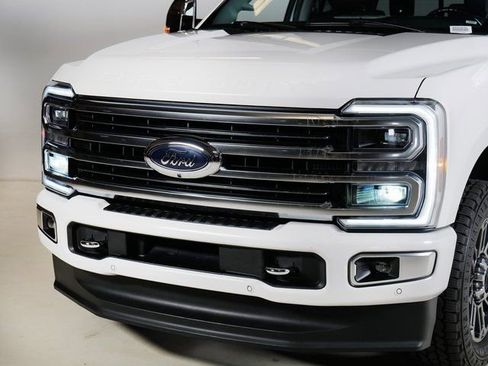 Used 2024 Ford F250 Limited w/ FX4 Off-Road Package AWD/4WD image 29