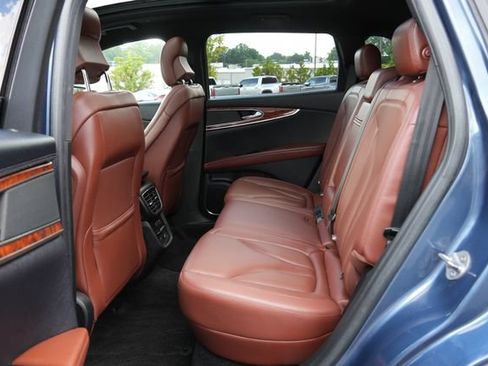 Used 2018 Lincoln MKX Reserve w/ Lincoln MKX Climate Package FWD image 15