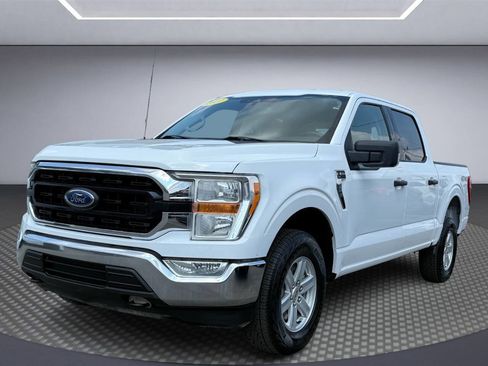Used 2021 Ford F150 XLT w/ Equipment Group 301A Mid image 3