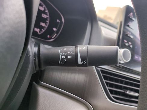 Used 2022 Honda Accord LX image 25