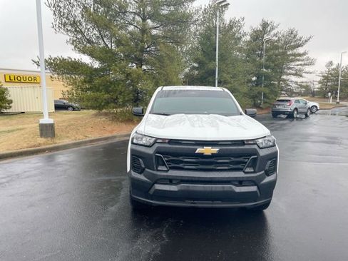 Used 2025 Chevrolet Colorado W/T w/ Advanced Trailering Package image 7