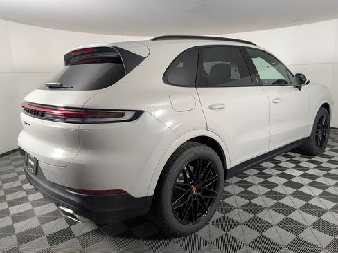 New 2026 Porsche Cayenne image 7