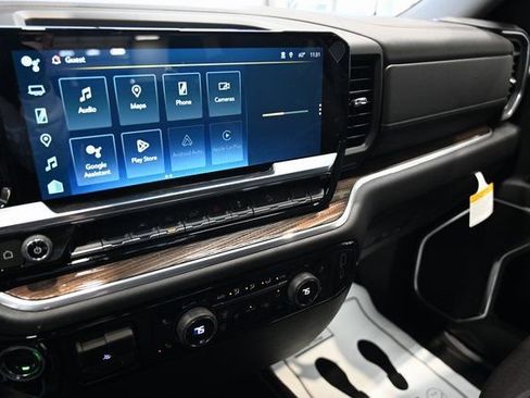 New 2026 Chevrolet Silverado 1500 LT image 15