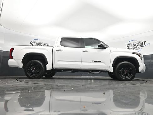 Used 2025 Toyota Tundra SR5 w/ SR5 Premium Package AWD/4WD image 24