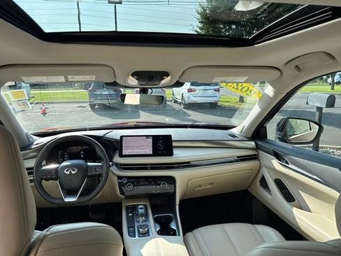 Certified 2025 INFINITI QX60 Luxe AWD/4WD image 13