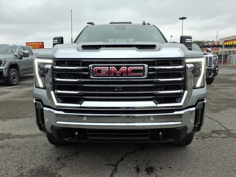 New 2026 GMC Sierra 2500 SLE w/ SLE Value Package; image 2