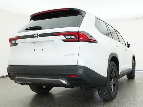 New 2026 Toyota Grand Highlander Limited image 24