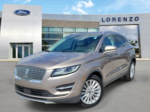 Used 2019 Lincoln MKC Premiere FWD image 1