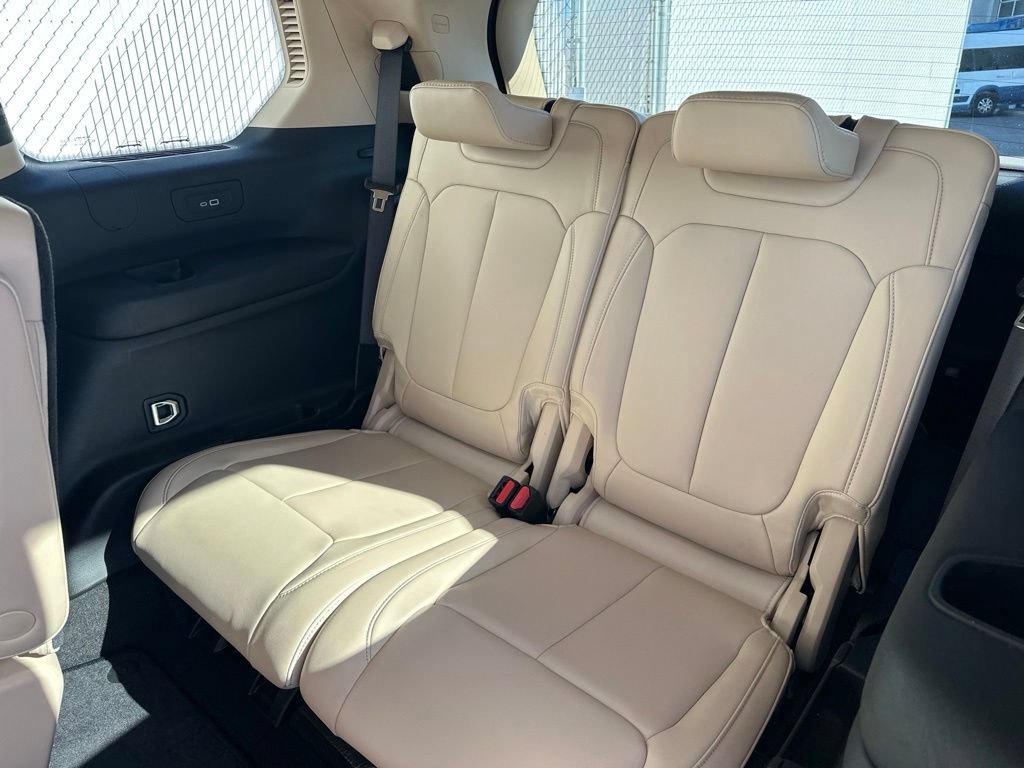 Certified 2021 Jeep Grand Cherokee L Limited AWD/4WD image 8