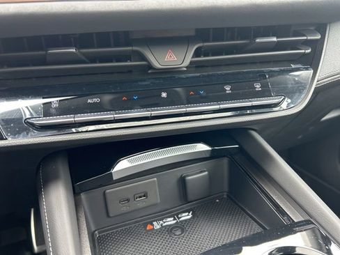 New 2026 Buick Envision Sport Touring AWD/4WD image 22