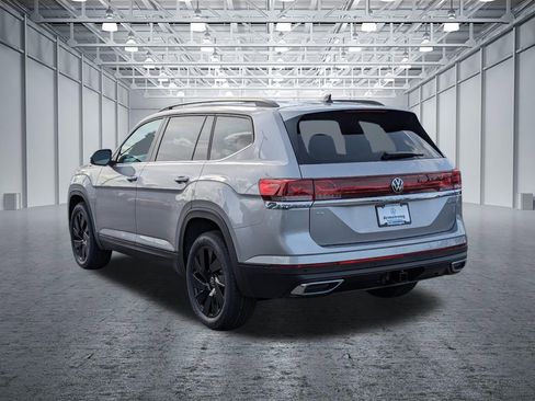 New 2026 Volkswagen Atlas SE image 3