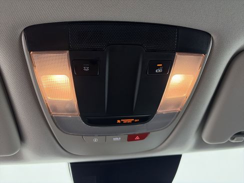 Used 2023 Kia Sportage EX image 29