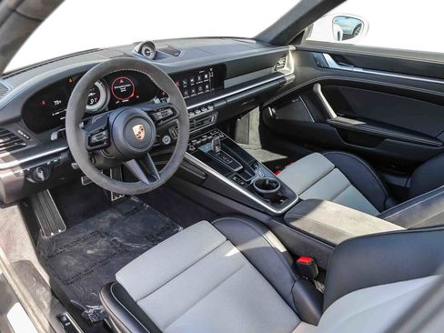 Used 2023 Porsche 911 Turbo S image 19