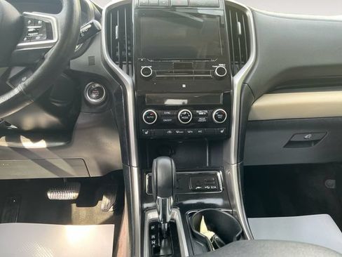 Used 2022 Subaru Ascent Limited w/ Technology Package AWD/4WD image 12