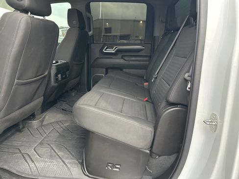 Used 2024 Chevrolet Silverado 3500 LT w/ Convenience Package image 34