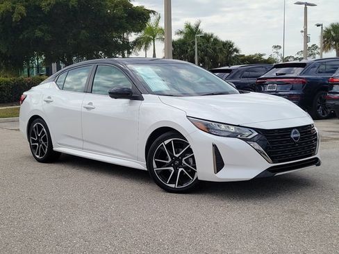 Used 2024 Nissan Sentra SR w/ SR Premium Package image 33