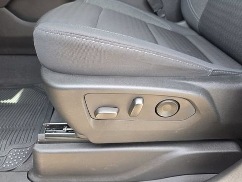 Used 2023 Chevrolet Tahoe LS RWD image 16