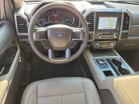 Used 2020 Ford Expedition Max XLT w/ Equipment Group 202A RWD image 15