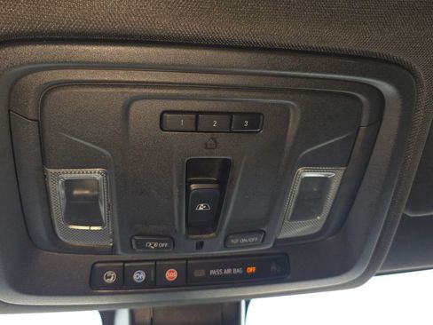 Used 2020 GMC Sierra 1500 AT4 w/ AT4 Premium Package AWD/4WD image 27