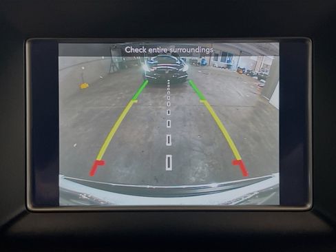Used 2018 Jeep Grand Cherokee Limited RWD image 9