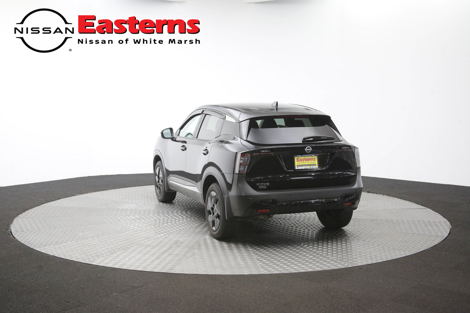 Used 2025 Nissan Kicks SV FWD image 65