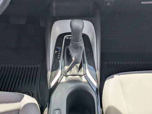 Used 2025 Toyota Corolla SE FWD image 18