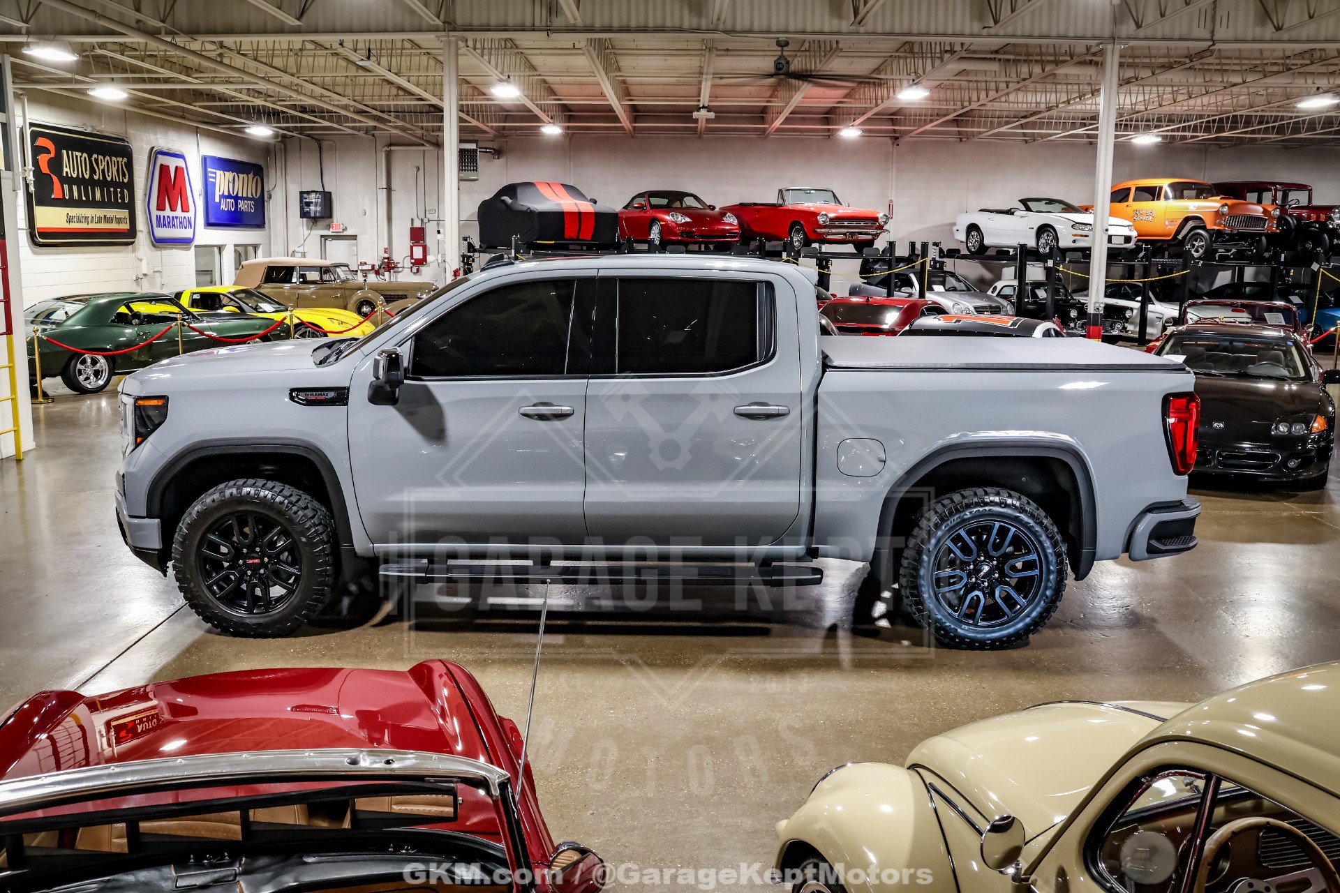 Used 2024 GMC Sierra 1500 Elevation w/ Elevation Premium Package AWD/4WD image 6