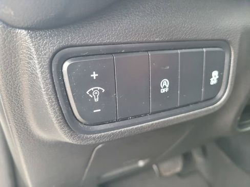 Used 2022 Kia Soul LX image 17