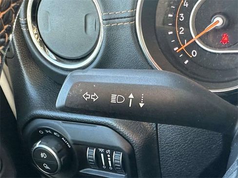 Certified 2022 Jeep Gladiator Overland image 32