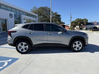 Used 2024 Chevrolet Trax LS w/ Driver Confidence Package video 2