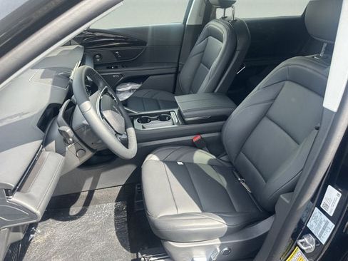 New 2026 Lincoln Nautilus Premier w/ Equipment Group 102A AWD/4WD image 9