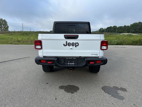Used 2023 Jeep Gladiator Rubicon w/ Cold Weather Group AWD/4WD image 4