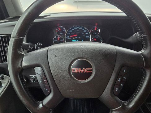 Used 2022 GMC Savana 2500 w/ Driver Convenience Package RWD image 21