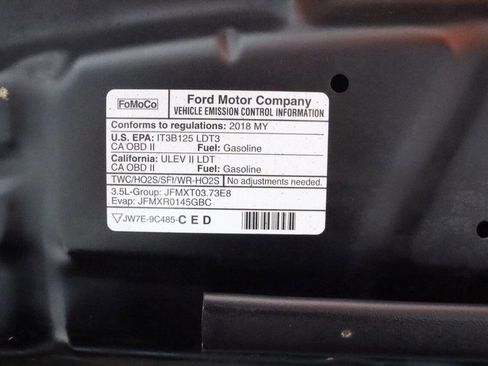 Used 2018 Ford Explorer XLT w/ Equipment Group 202A image 16