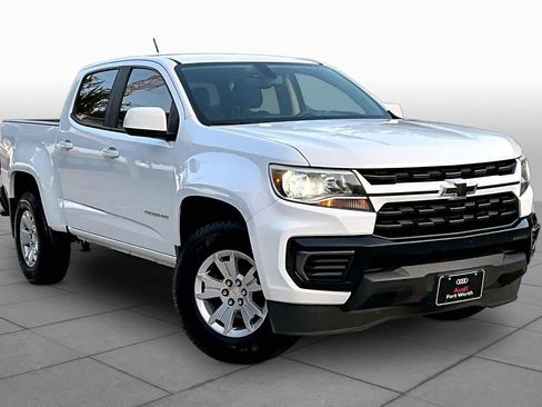 Used 2021 Chevrolet Colorado LT RWD image 3