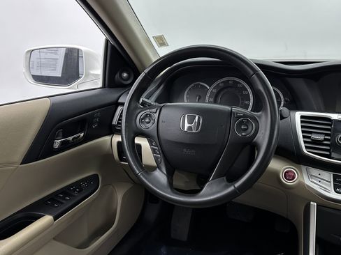 Used 2015 Honda Accord EX-L image 24