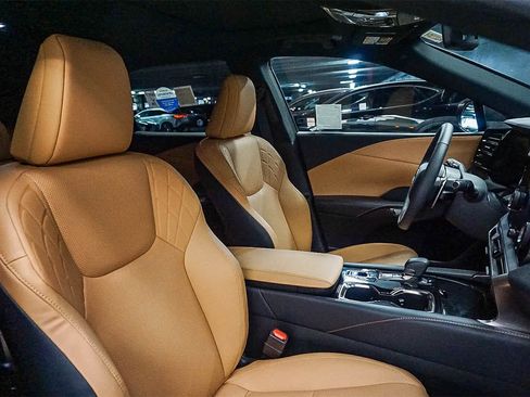 Used 2025 Lexus RX 350 FWD w/ Technology Package image 17