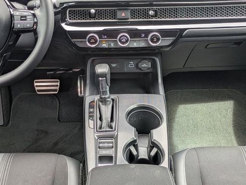 Used 2024 Honda Civic Sport image 19