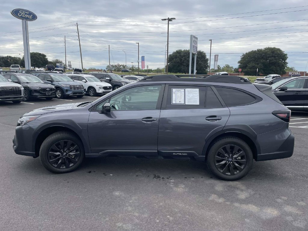 Used 2025 Subaru Outback Onyx Edition AWD/4WD image 6