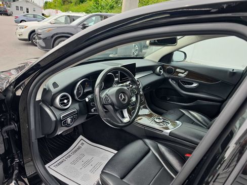 Used 2018 Mercedes-Benz C 300 4MATIC Sedan image 14