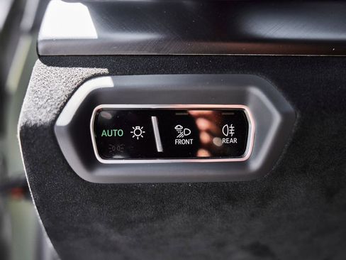 Used 2023 Lamborghini Urus Performante AWD/4WD image 65